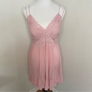 NWT PINK VS NIGHTIE XL
